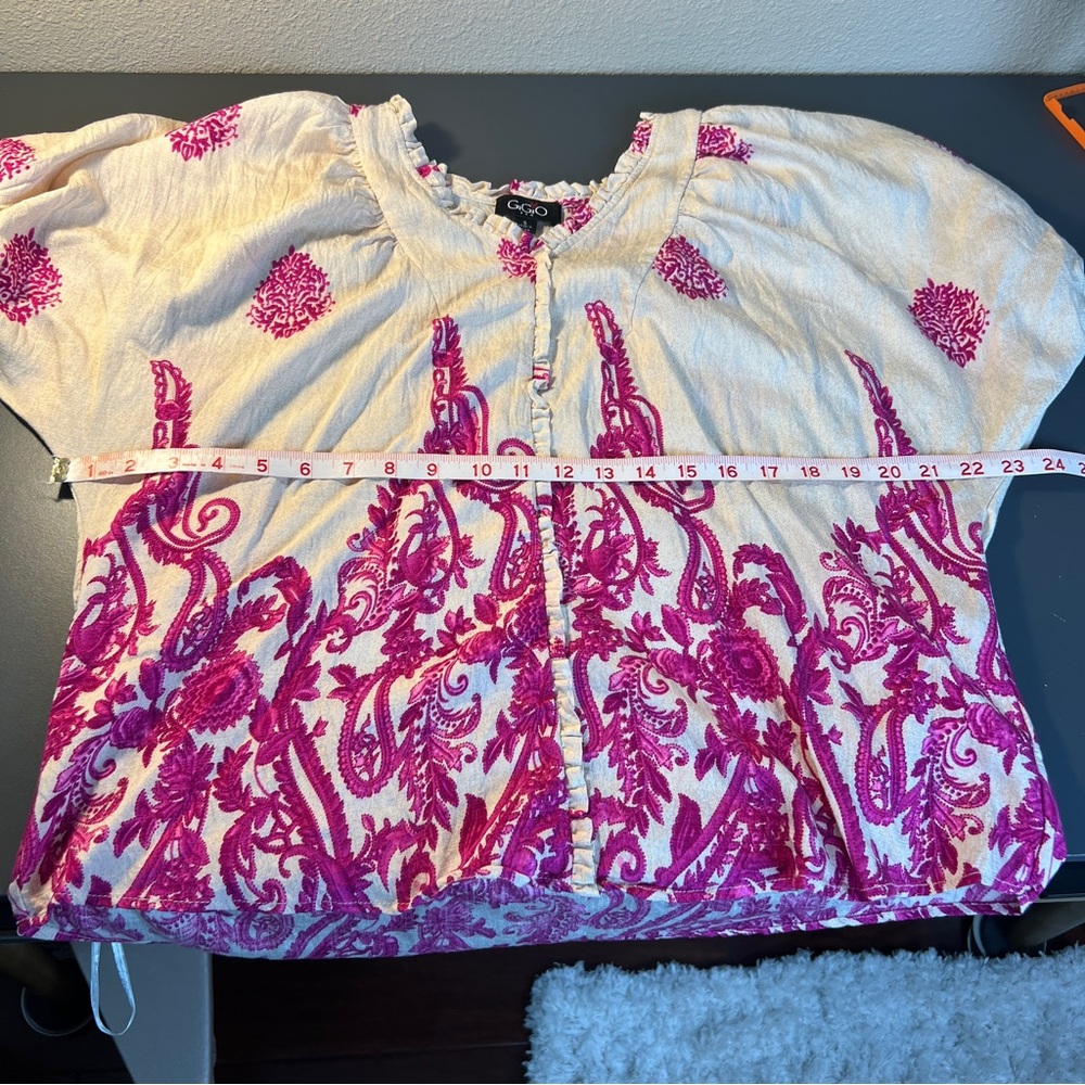 Relaxed Cream and Pink Oversized Short Sleeve Blouse - Picture 2 of 7